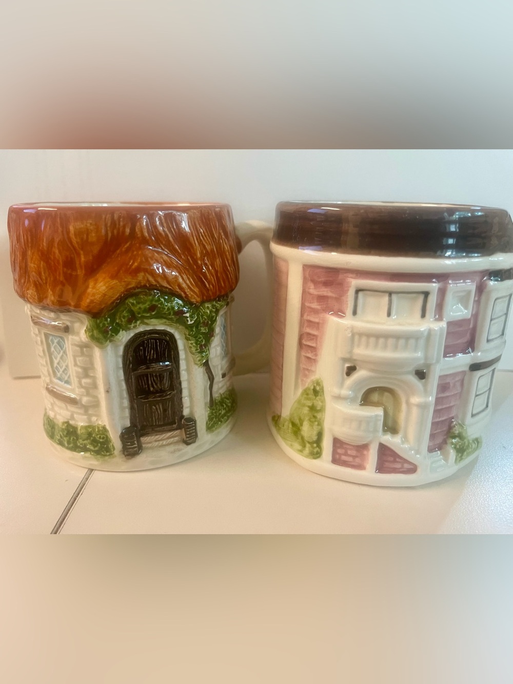 Otagiri Cottage Mug Duo in Brown, Pink and Green